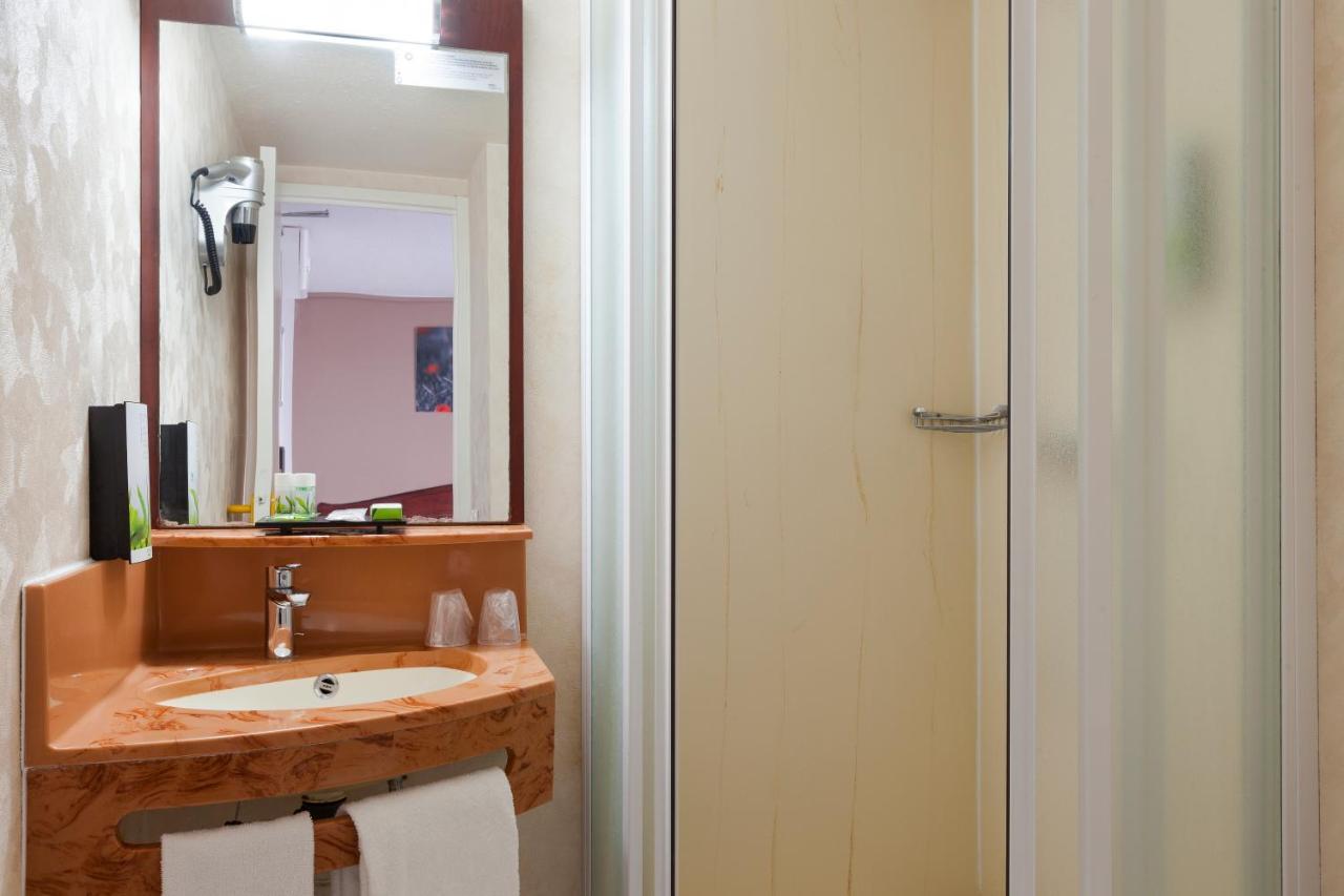 Brit Hotel Arras Eksteriør bilde